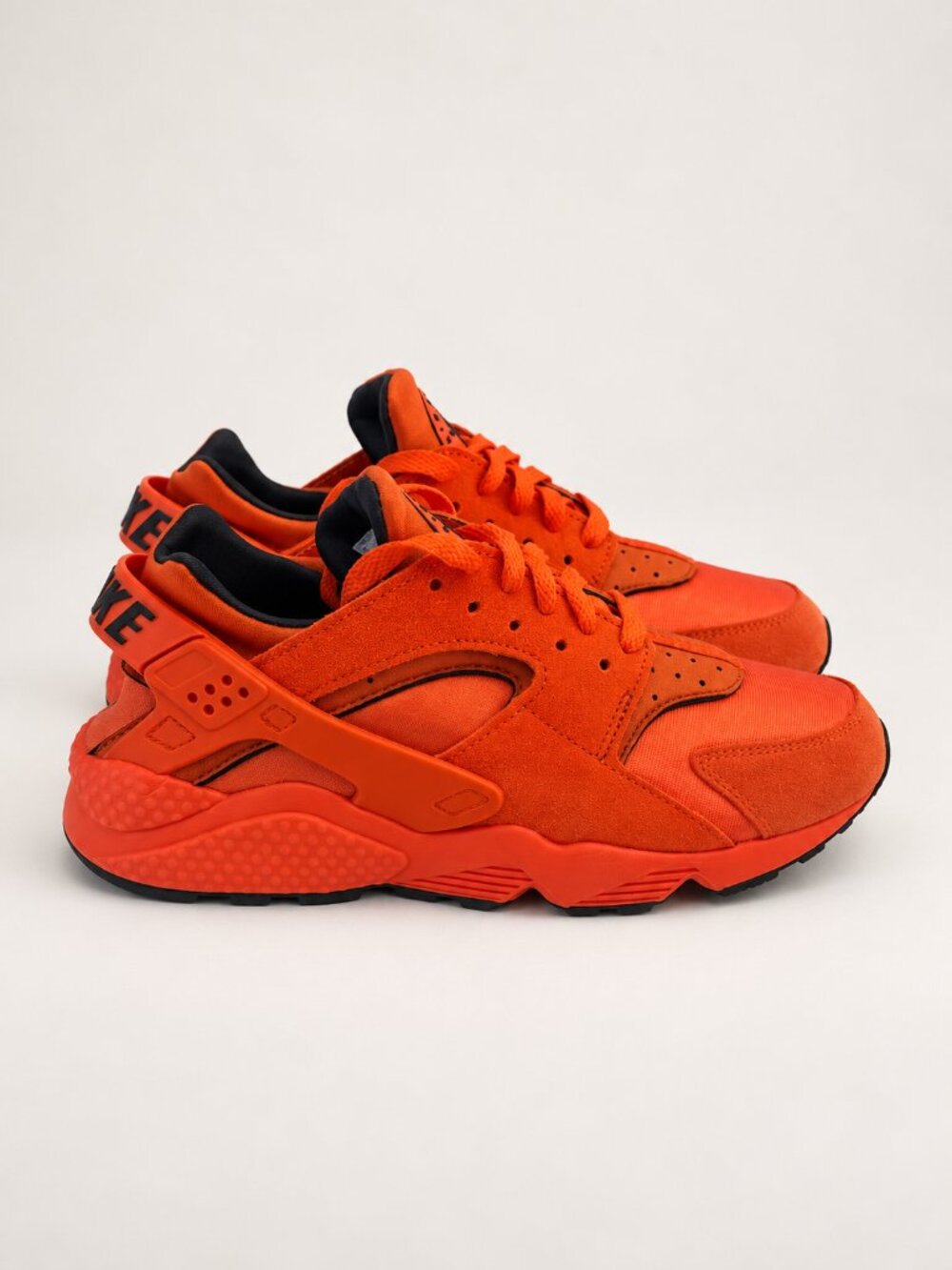 Nike Air Huarache Orange Sneakers